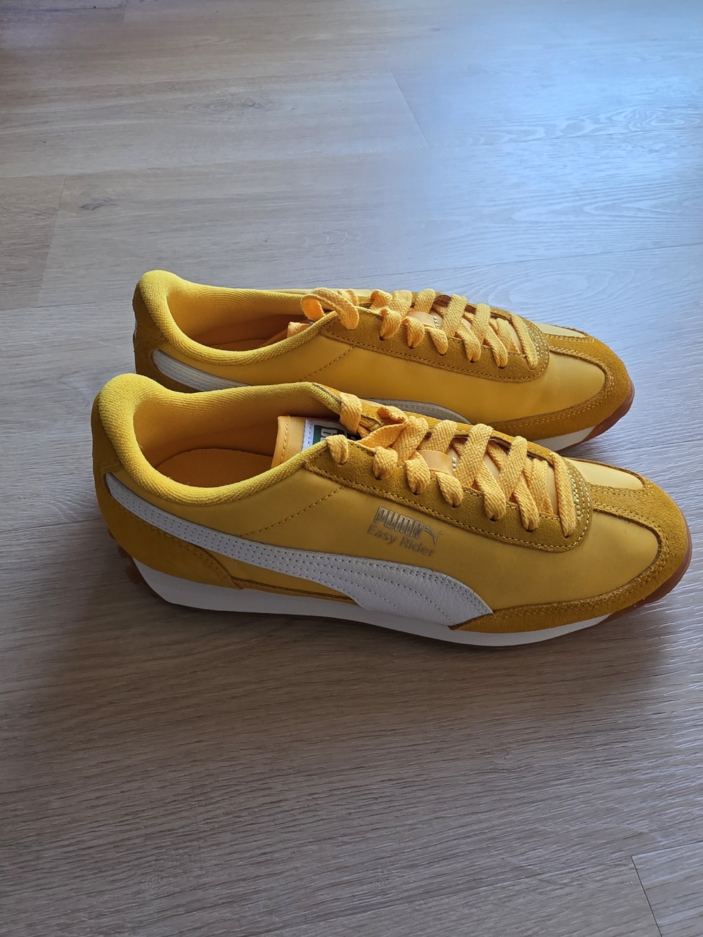 Puma Easy Rider Yellow & White Sneakers